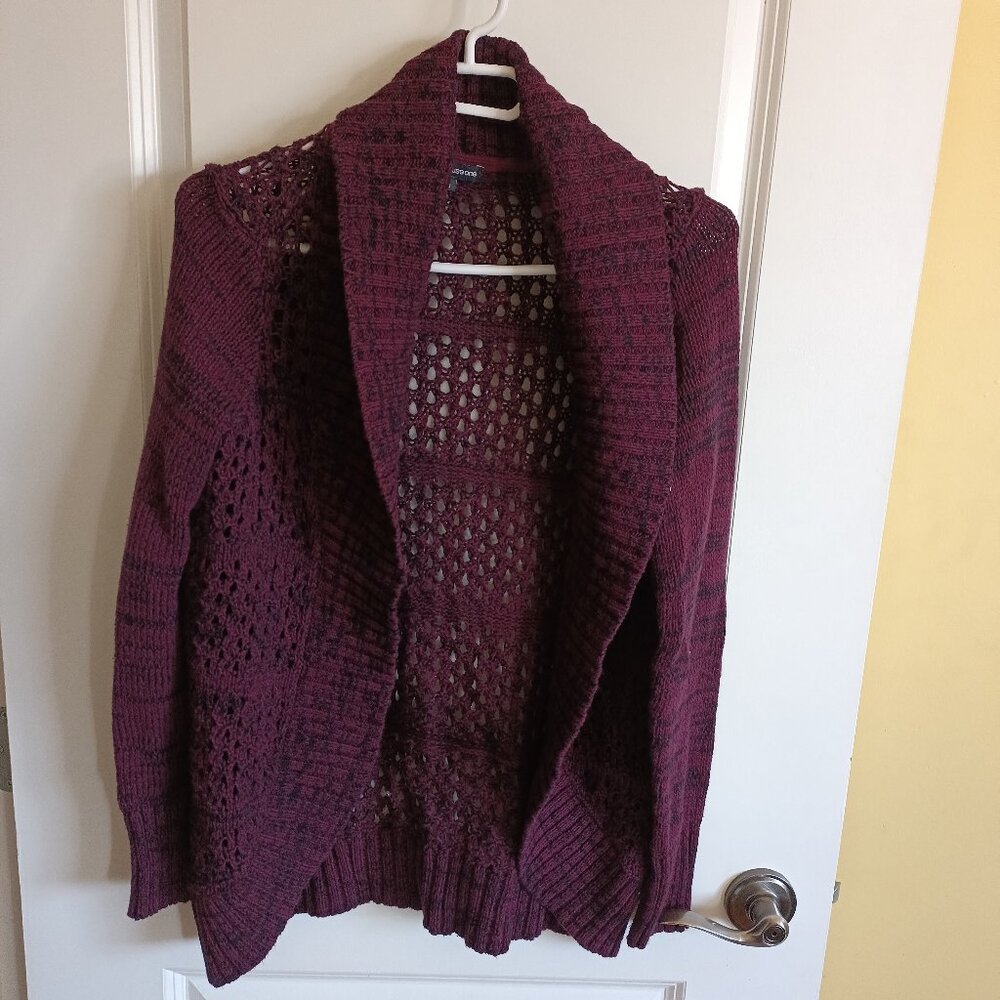 Warehouse One Women's Burgundy Cardigan Size Medium